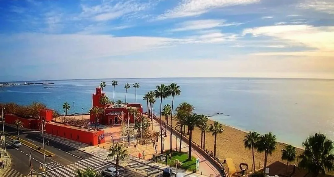 Apartment Benalmadena Beach Apartamento Con Vistas Al Mar Y Parking Privado Incluido